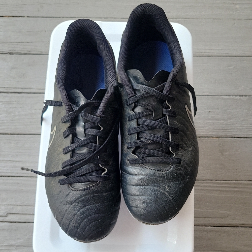 Nike Black Athletic Youth Soccer Cleats